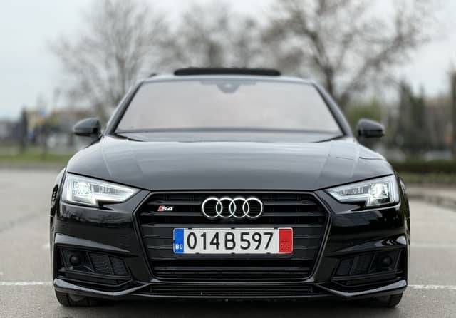 Audi S4